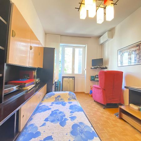 Beada Home, A Pochi Passi Dal Centro Storico Milano E Navigli, Con Fermata Metropolitana Sotto Casa Buitenkant foto