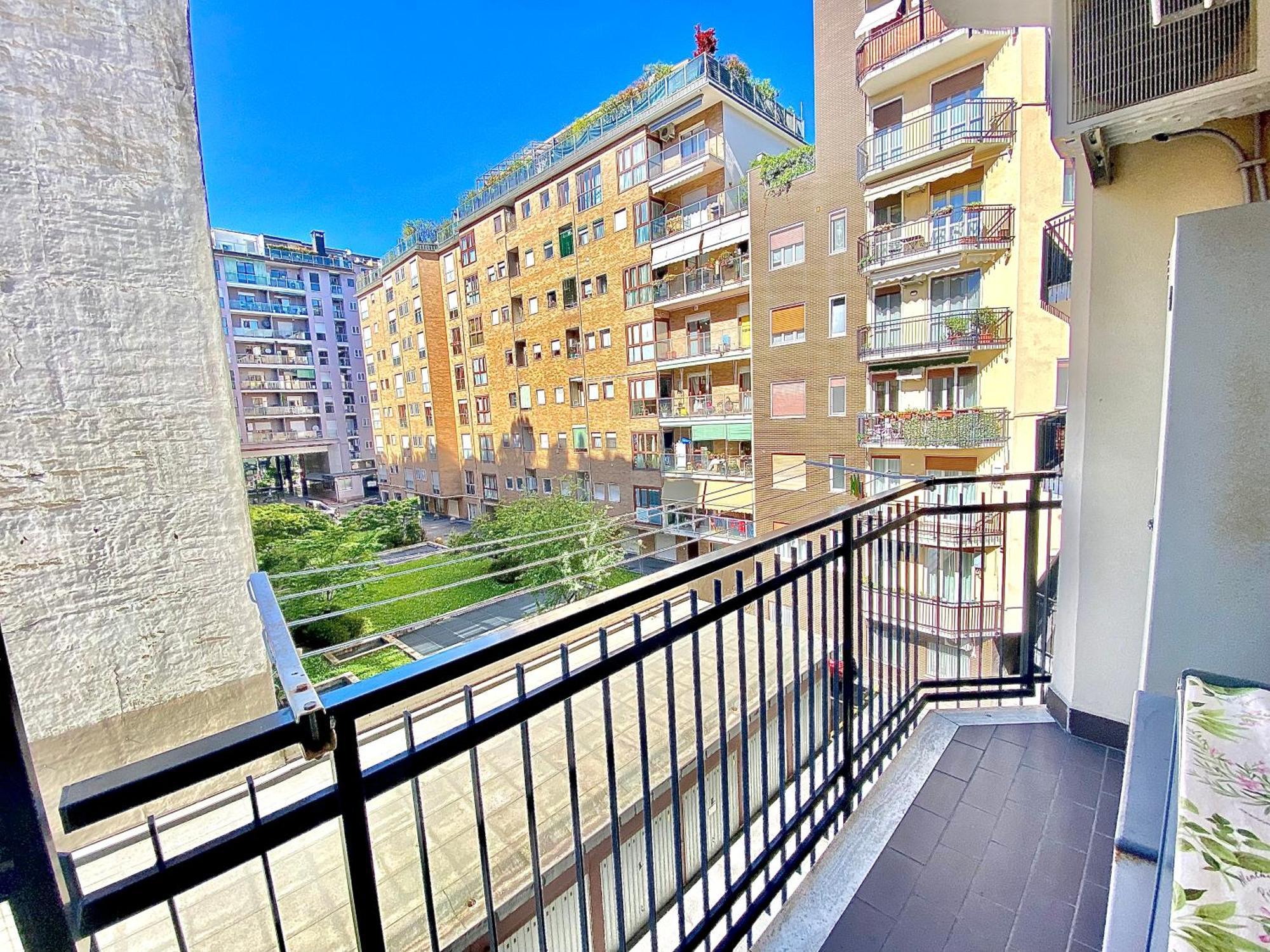 Beada Home, A Pochi Passi Dal Centro Storico Milano E Navigli, Con Fermata Metropolitana Sotto Casa Buitenkant foto